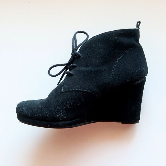 Dolce Vita Black Suede Leather Wedge Heel Lace Up Ankle Boots / Booties Size 9.5 - Picture 9 of 16